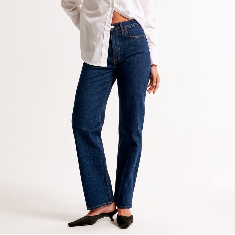 Abercrombie Ultra High Rise 90s Straight Jean